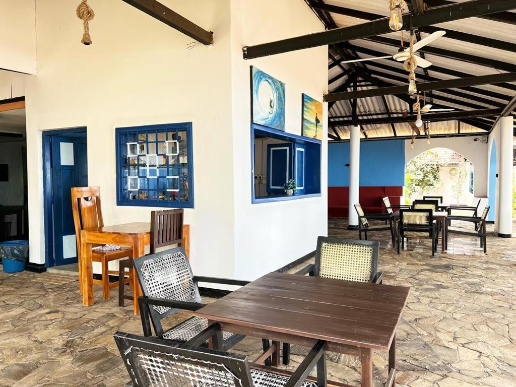 Tsunami Beach Hotel Arugam Bay Exterior foto