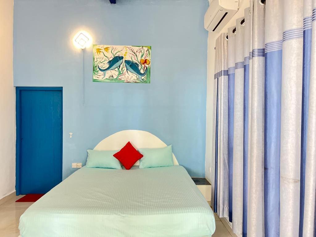 Tsunami Beach Hotel Arugam Bay Quarto foto